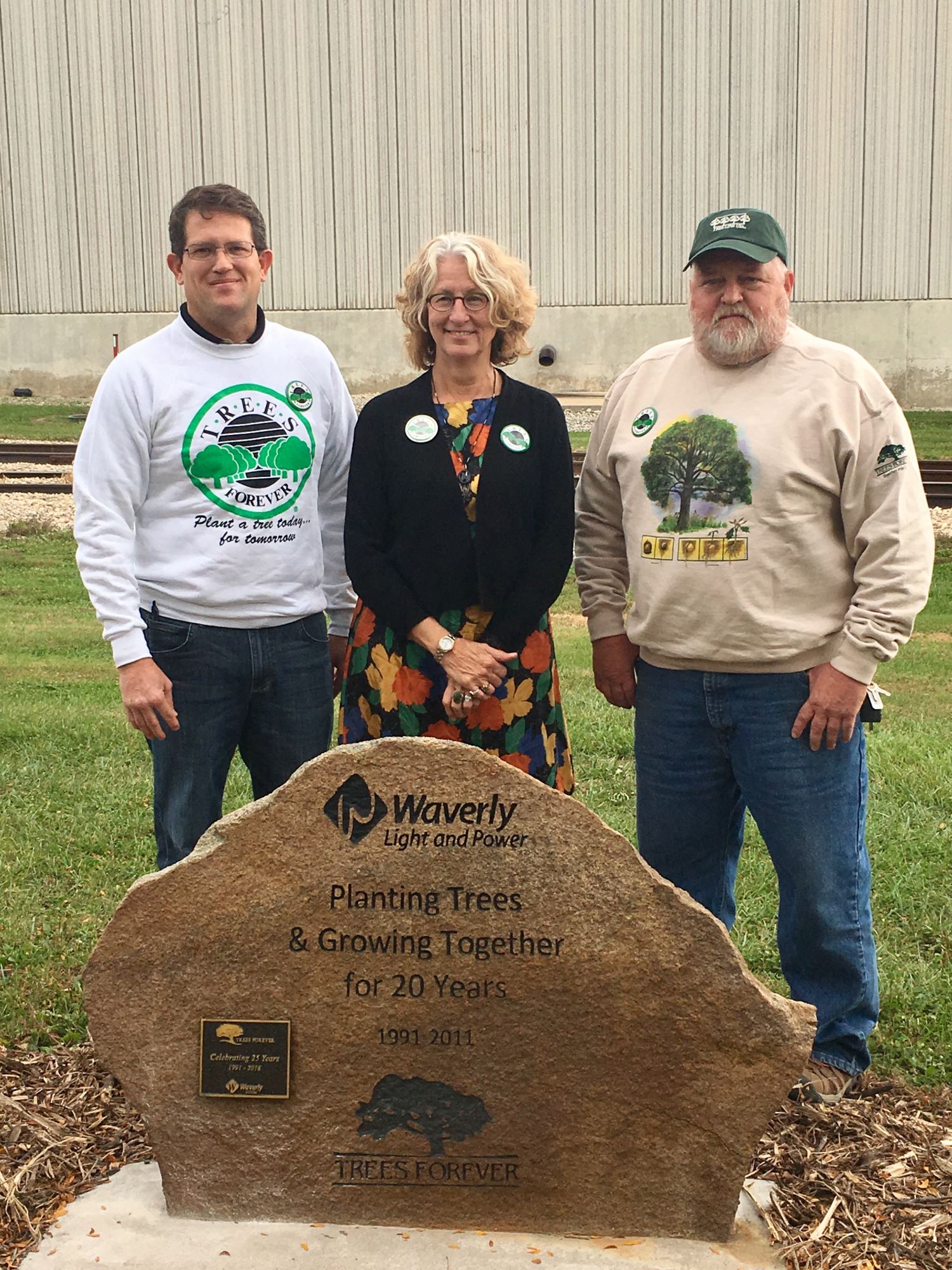 Waverly Utilities celebrates a 25 year partnership with Trees Forever in 2016. 